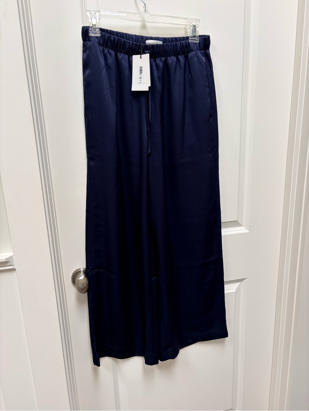 Navy Elastic-Waist Wide-Leg pants